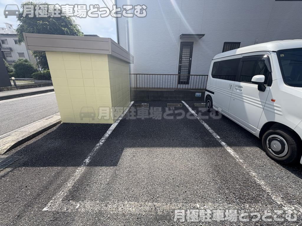 さいたま市中央区上峰3丁目12-12の月極駐車場9