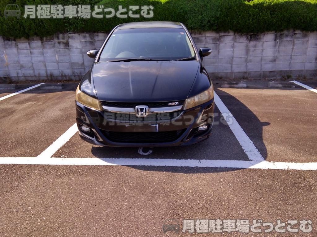 川西市湯山台1丁目18-9の月極駐車場6