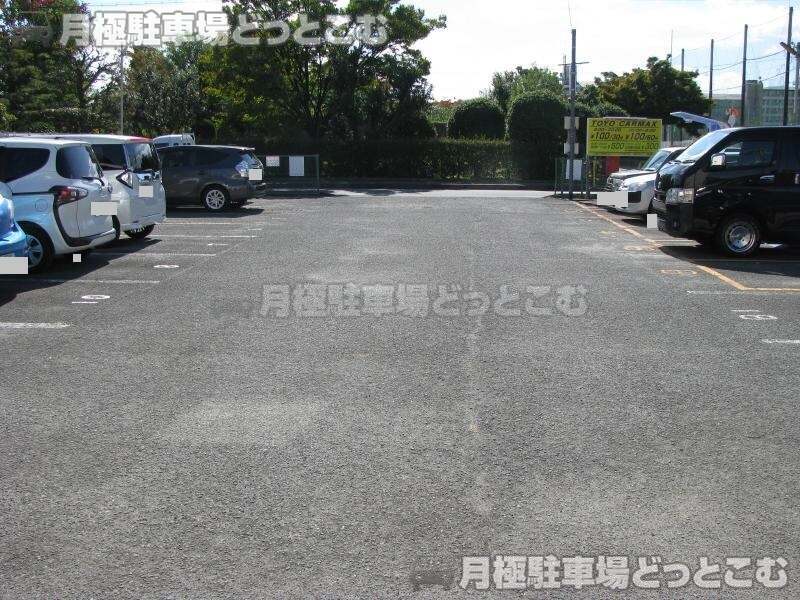 茨木市若園町620-1の月極駐車場2