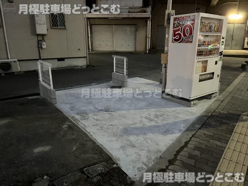 大阪市城東区鴫野東1丁目14の月極駐車場2