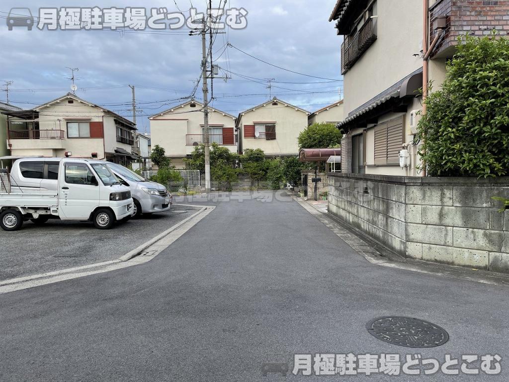 堺市東区菩提町1丁185-2の月極駐車場5