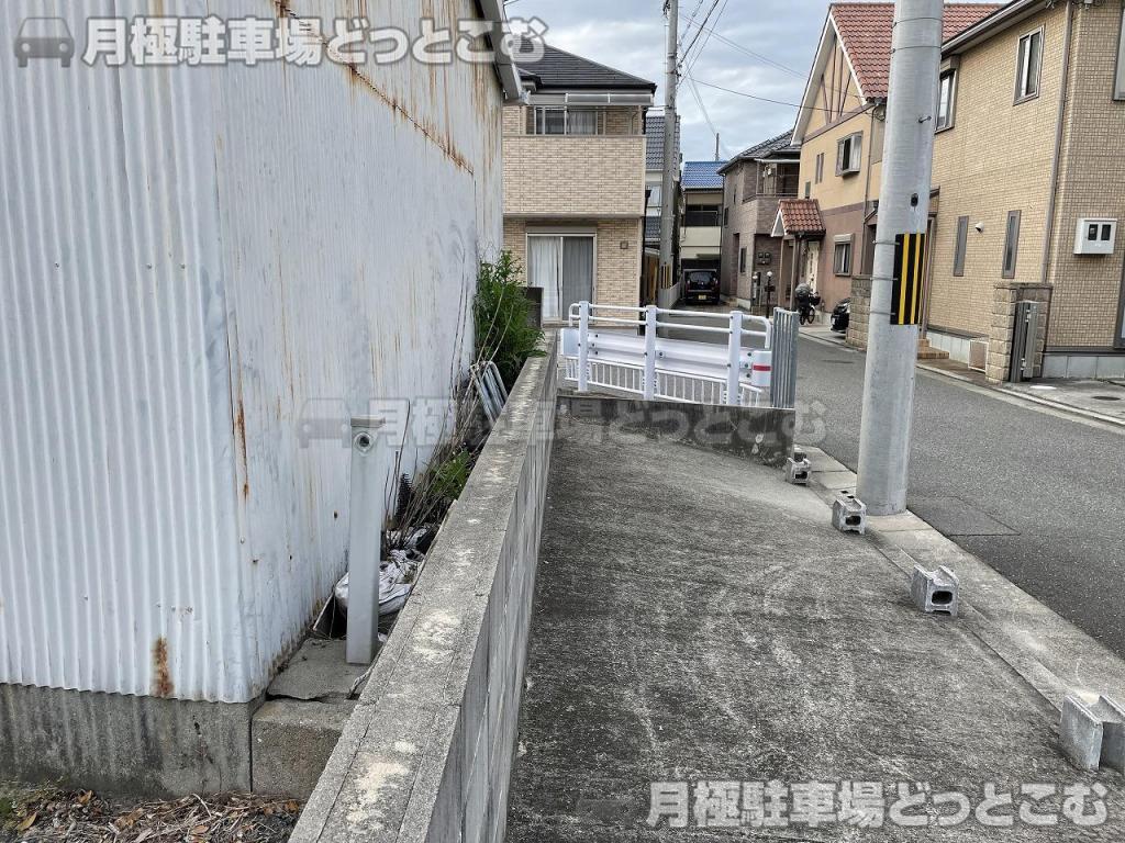 堺市東区菩提町1丁185-2の月極駐車場6