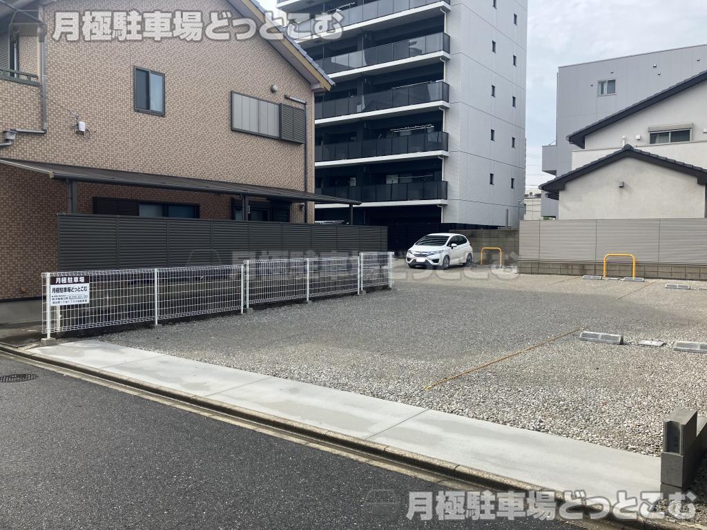 名古屋市西区那古野1丁目1709-2,1710,1711,1713,1717,1719,1741の月極駐車場9