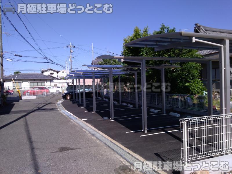 寝屋川市木田町9-21の月極駐車場2