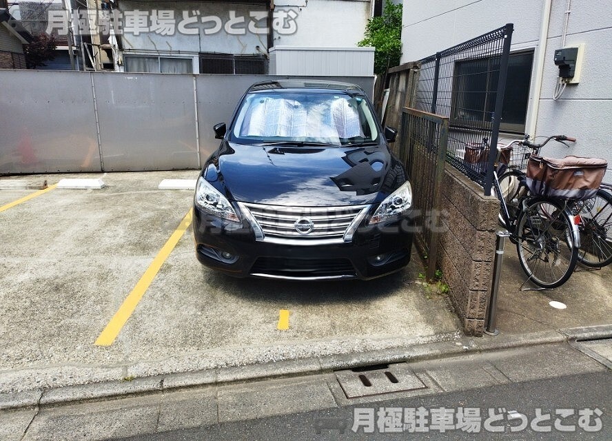 荒川区町屋7丁目1882-17の月極駐車場7