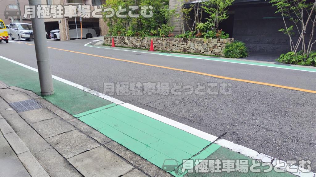 名古屋市千種区春里町4丁目19の月極駐車場4