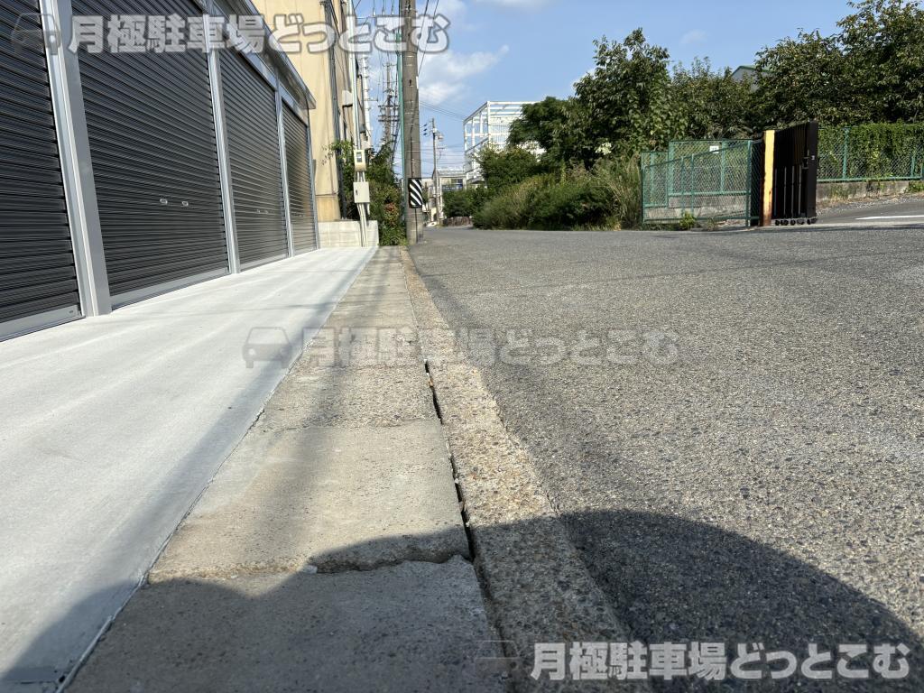 名古屋市緑区大高町己新田135番1の月極駐車場5