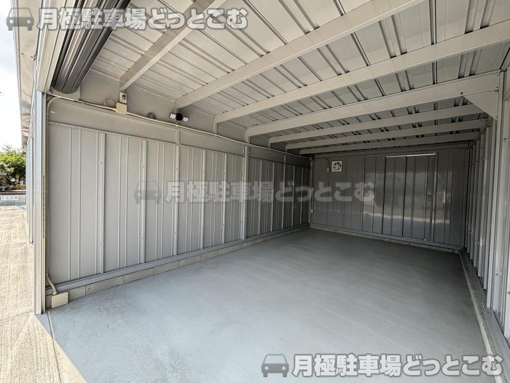 名古屋市緑区大高町己新田135番1の月極駐車場6