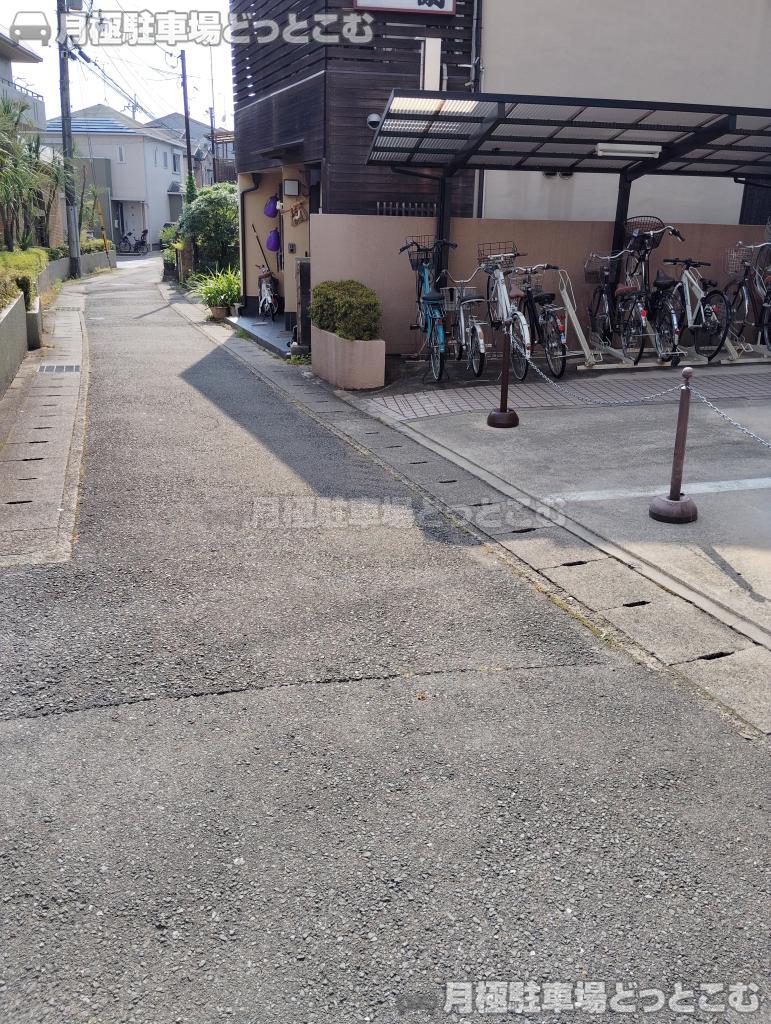 京都市山科区竹鼻竹ノ街道町58－1の月極駐車場3