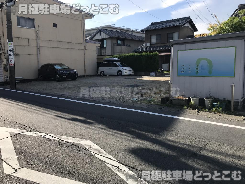 一宮市奥町大切前19-1の月極駐車場10