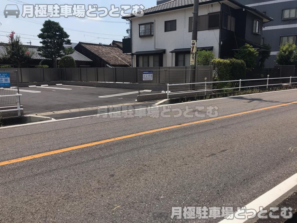 岩倉市西市町西市前52-4の月極駐車場4
