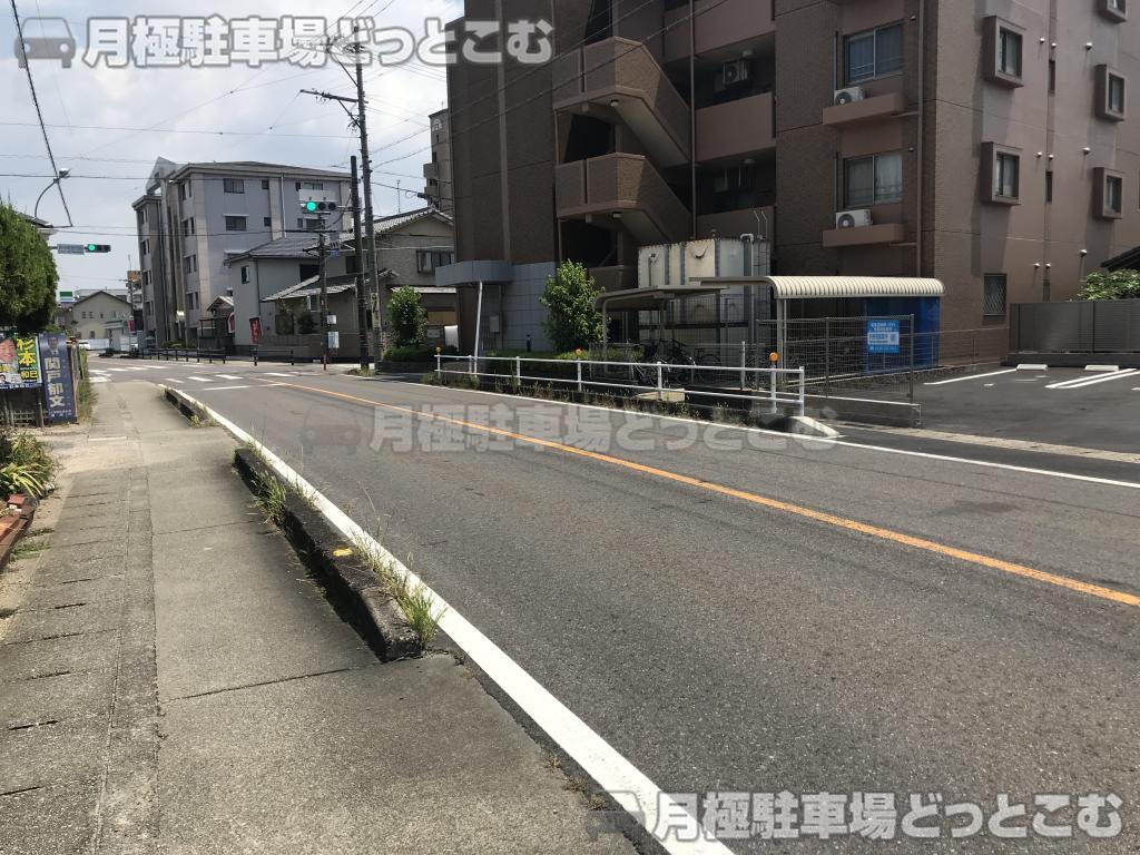 岩倉市西市町西市前52-4の月極駐車場5