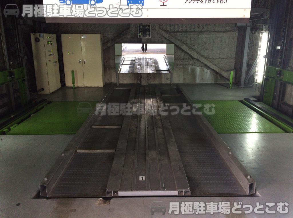 池田市満寿美町2-24の月極駐車場2