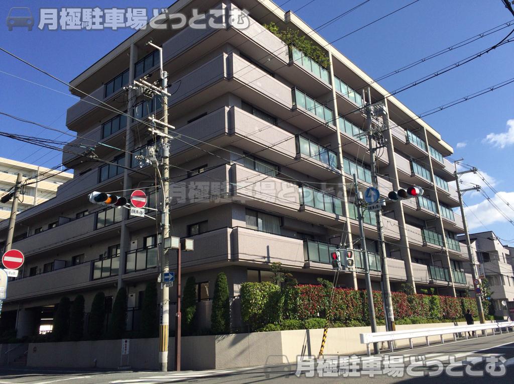 池田市満寿美町2-24の月極駐車場3