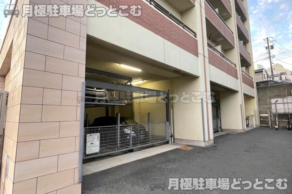 名古屋市中区正木4丁目219の月極駐車場3