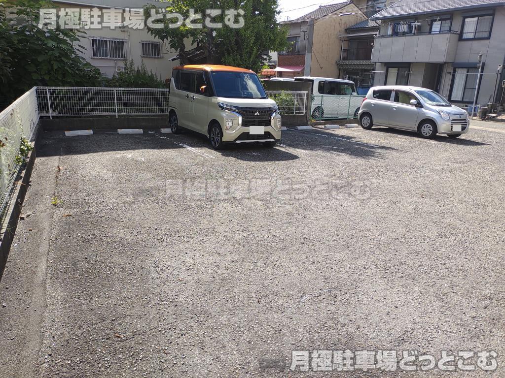 名古屋市南区豊田2丁目2202の月極駐車場7