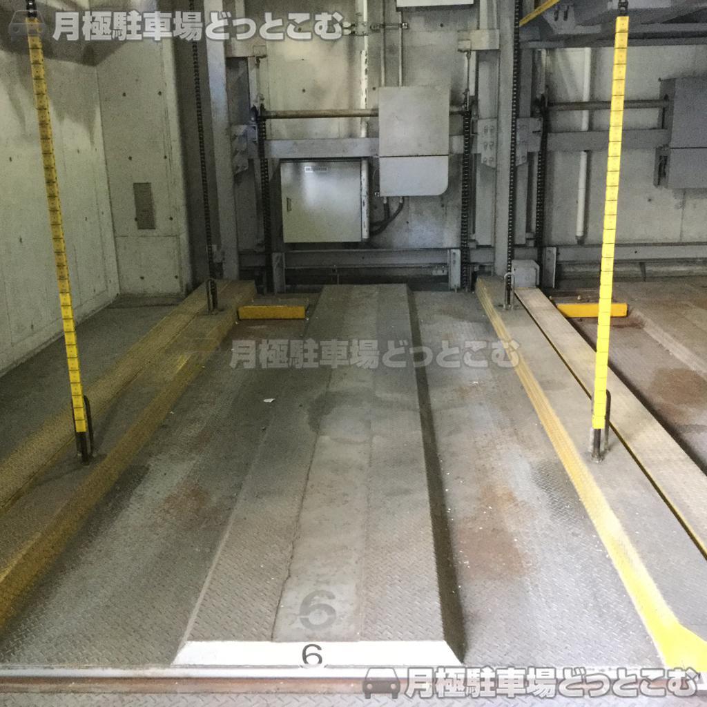 大阪市福島区玉川4丁目12-13の月極駐車場3