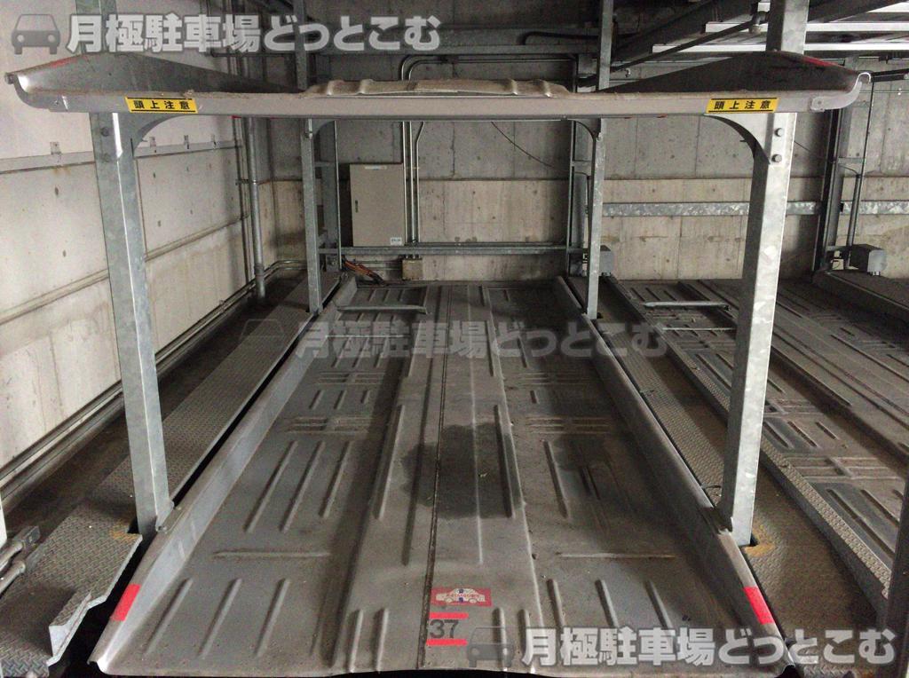 大阪市中央区玉造2-1-11の月極駐車場2