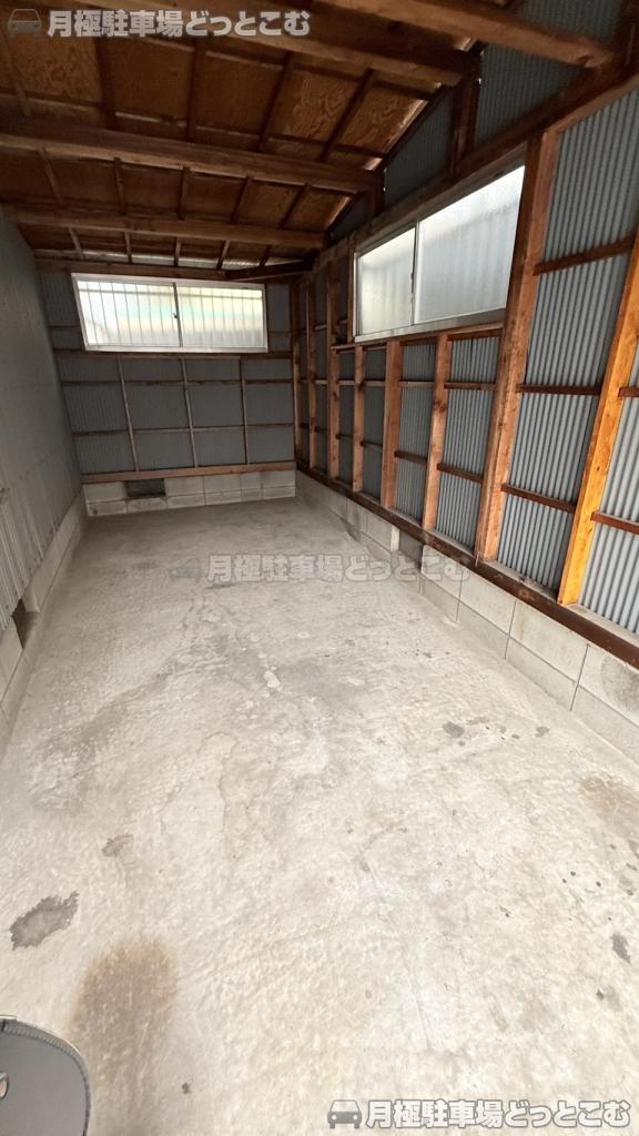 八尾市久宝寺6丁目5－3の月極駐車場3