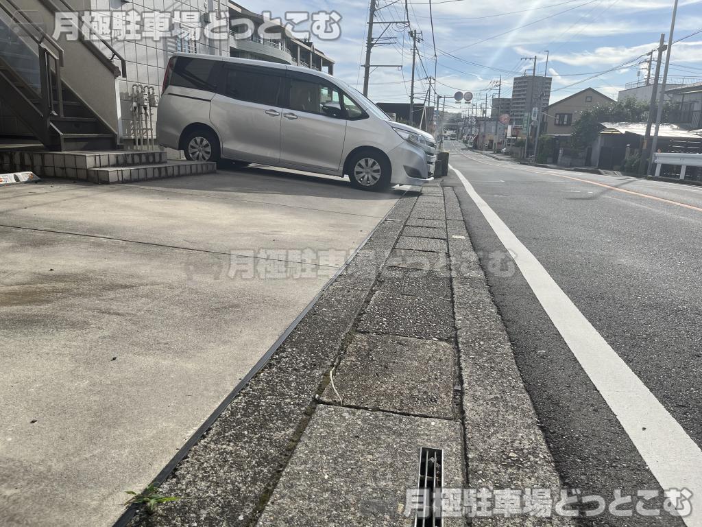 さいたま市中央区大戸1丁目161-2の月極駐車場4