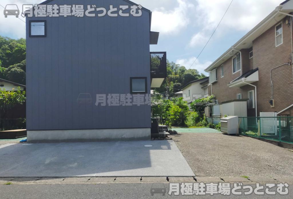 鎌倉市玉縄2丁目2－5の月極駐車場1