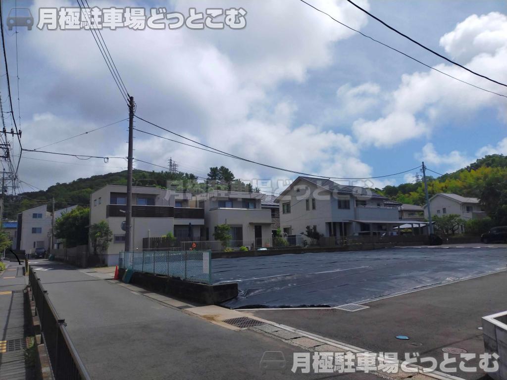 鎌倉市植木157-3の月極駐車場2