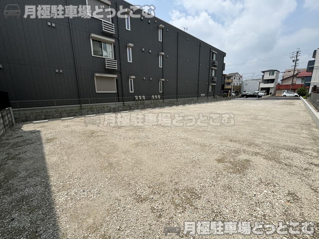 名古屋市西区児玉2丁目805の月極駐車場2