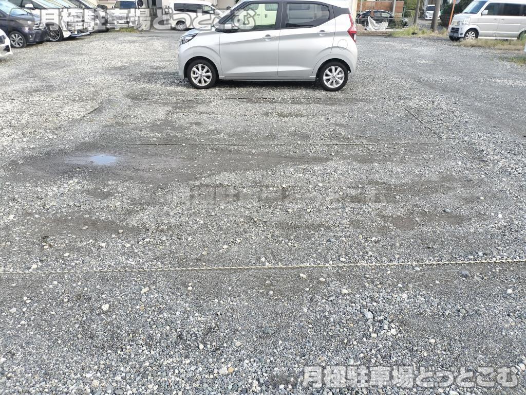 横浜市港南区日野4丁目721-42、721-75　の月極駐車場4