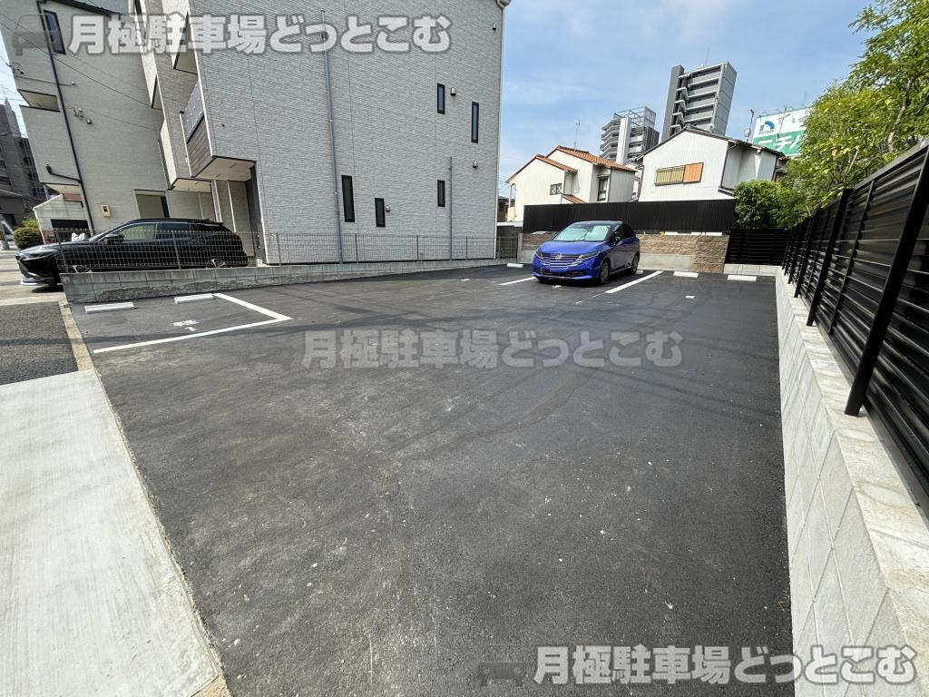 名古屋市中川区西日置2丁目1904番3の月極駐車場10