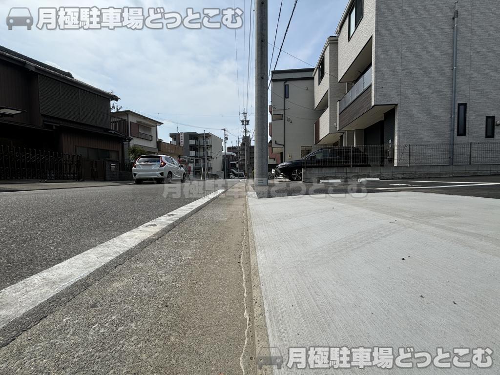 名古屋市中川区西日置2丁目1904番3の月極駐車場7
