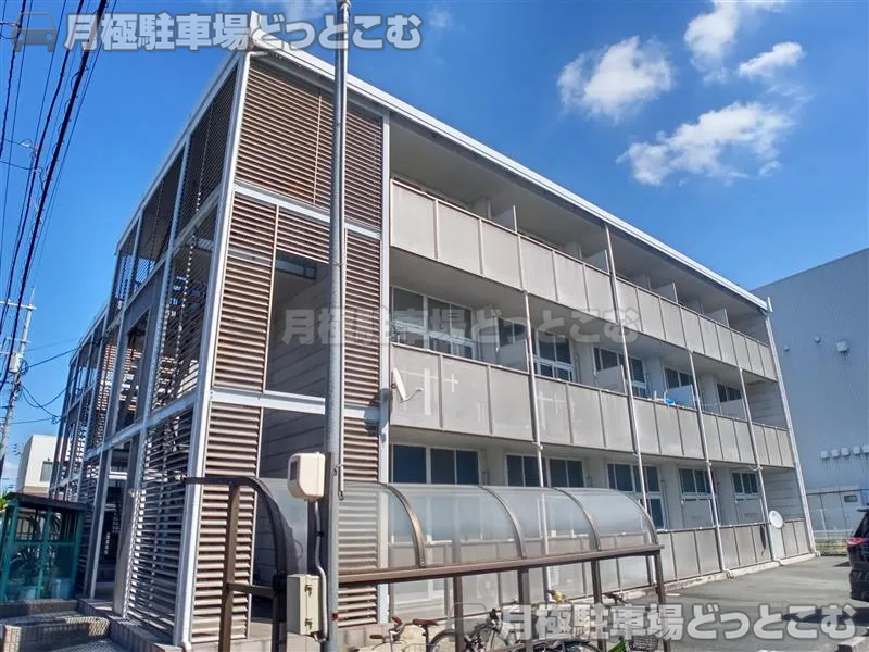 岡山市北区青江1－6－12の月極駐車場1