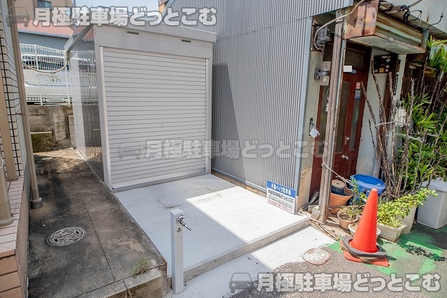 大阪市東住吉区北田辺4-36-8の月極駐車場4