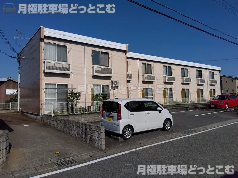 小野市黒川町1783の月極駐車場1