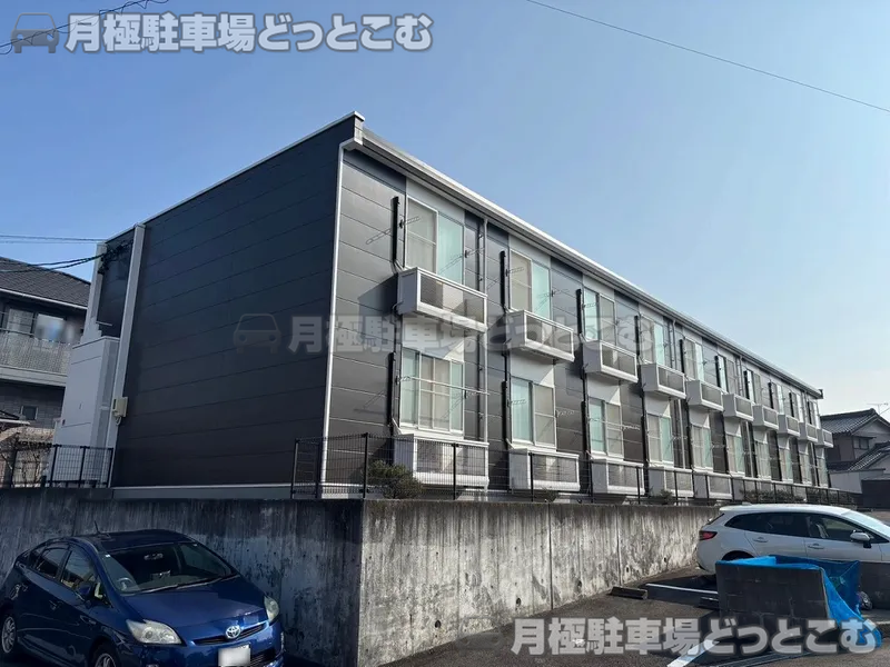 半田市板山町9－117－3の月極駐車場1