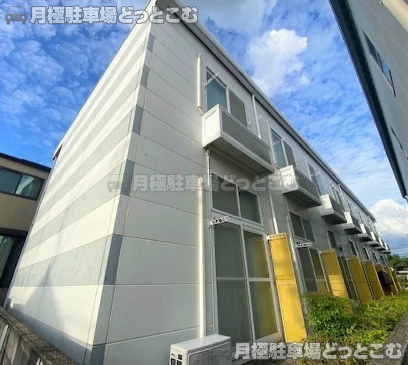 川西市久代4－3－8の月極駐車場1