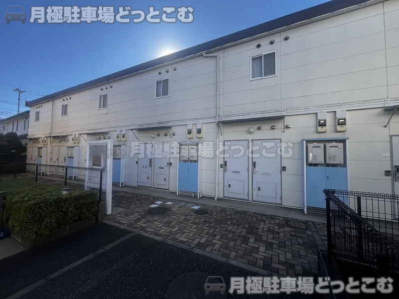 府中市多磨町2－15－2の月極駐車場1