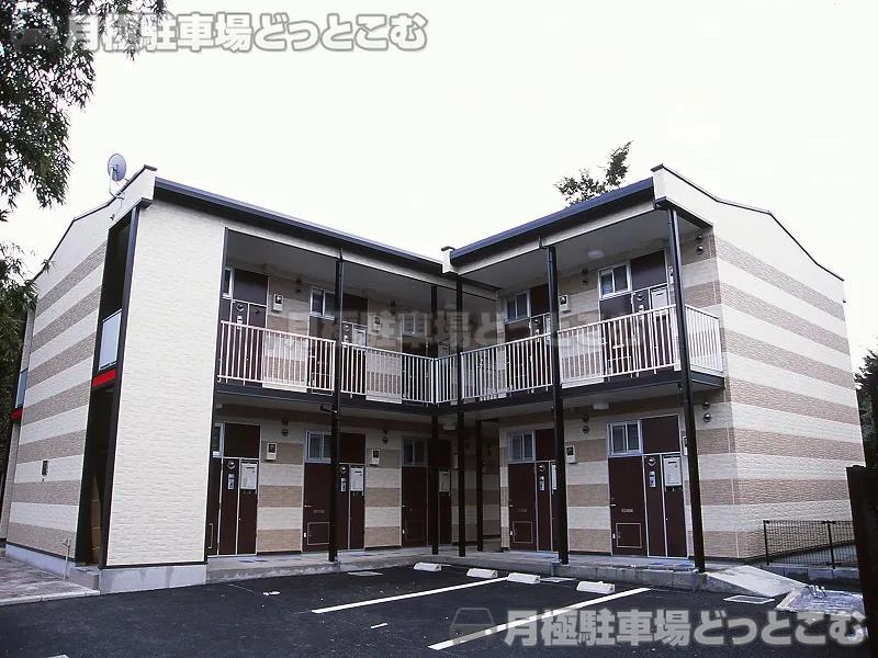 相模原市中央区淵野辺本町2－41－12の月極駐車場1