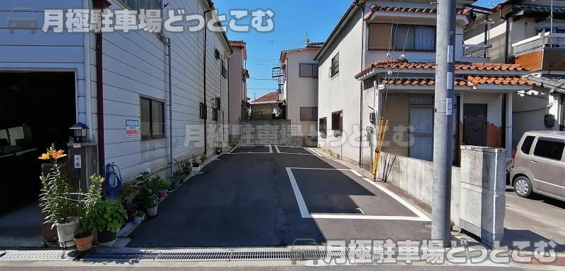 堺市美原区平尾2648-48の月極駐車場2