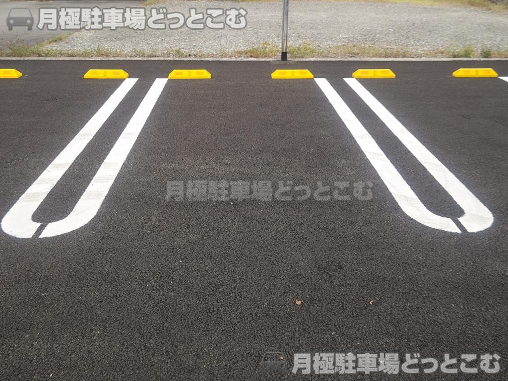 甲府市徳行4丁目847番2、849番6の月極駐車場5