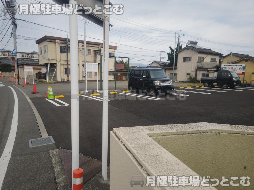 甲府市徳行4丁目847番2、849番6の月極駐車場7