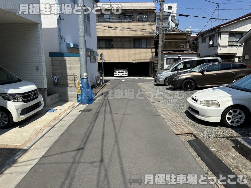板橋区蓮沼町64番9の月極駐車場7