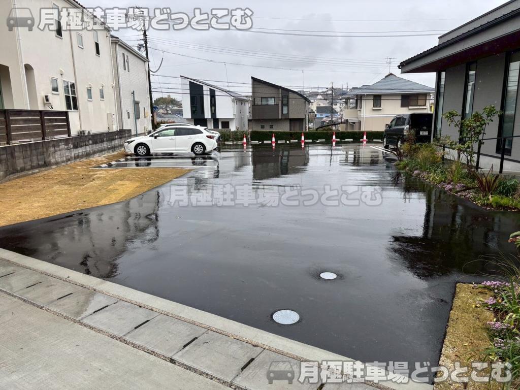 名古屋市緑区八つ松1丁目2017の月極駐車場1