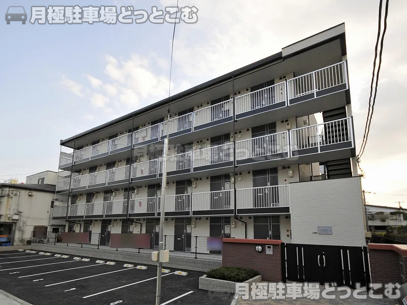 広島市西区福島町2－7－19の月極駐車場1