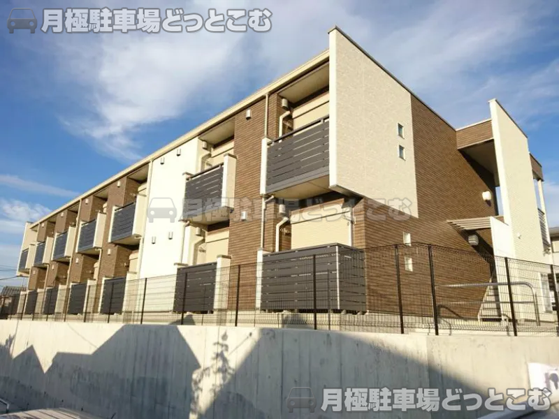 川口市源左衛門新田306－1の月極駐車場1