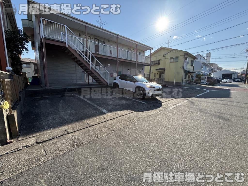 名古屋市中川区吉津4丁目1604番の月極駐車場6