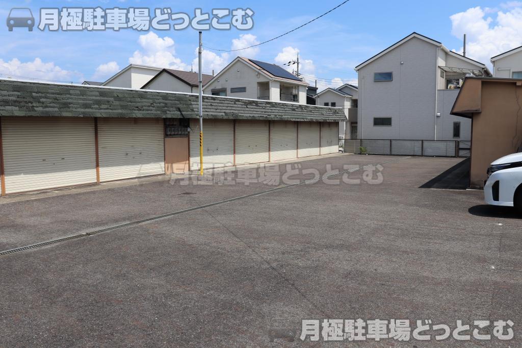 京田辺市興戸北落延39-2の月極駐車場1