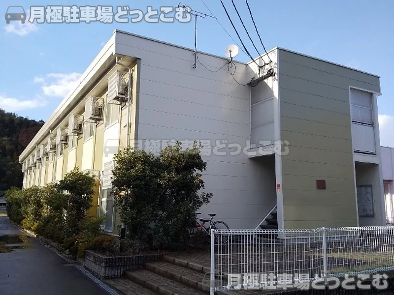 福井市浅水町131－17－1の月極駐車場1