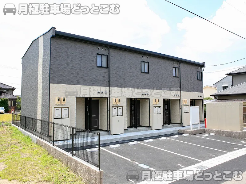 岩倉市八剱町六呂丸370－23の月極駐車場1