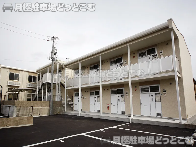 神戸市須磨区東落合3－30－23の月極駐車場1