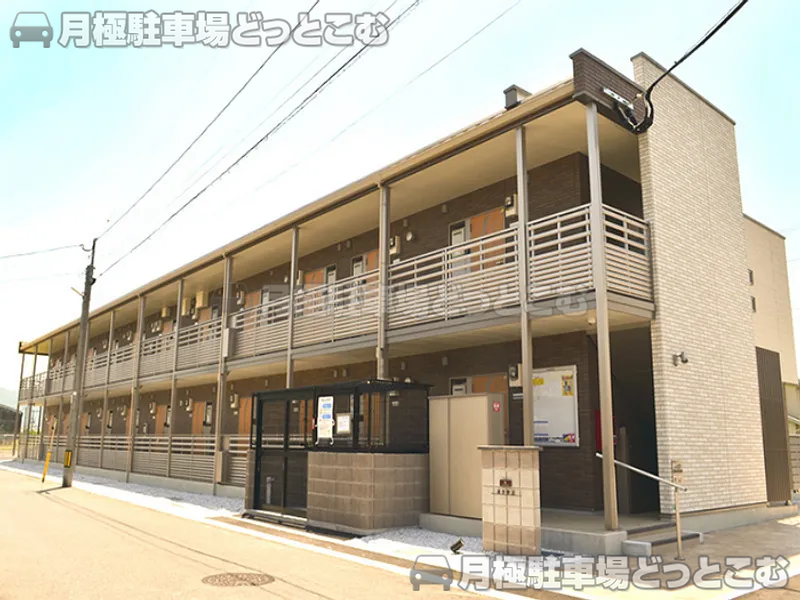 北九州市小倉南区中曽根新町2－19の月極駐車場1